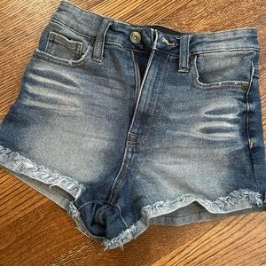 Kendall & Kylie Jean shorts /sz1 💙